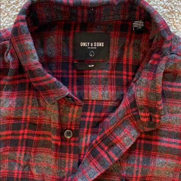 Men’s Only and sons Flannel - Picture 2 of 3